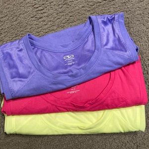 3 Tank tops